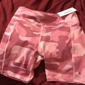 Pink camo shorts ZYIA